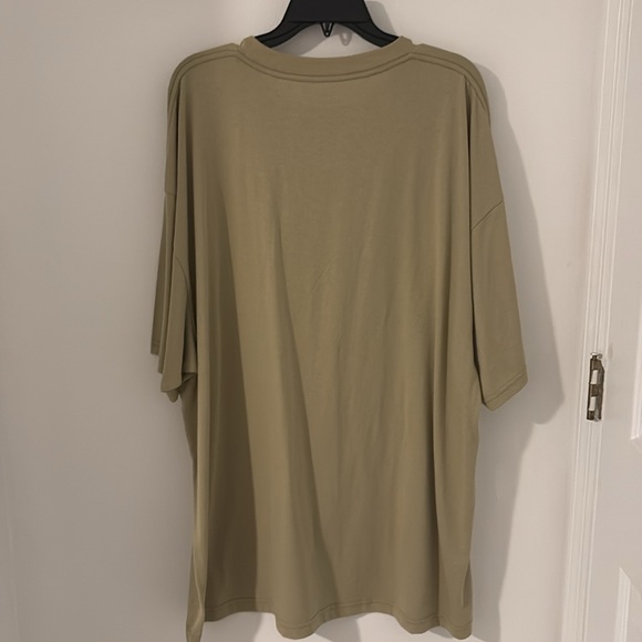 Walt Disney Cowboy Mickey Mouse Saddle Up 3XL tan t shirt nwt - Picture 4 of 4